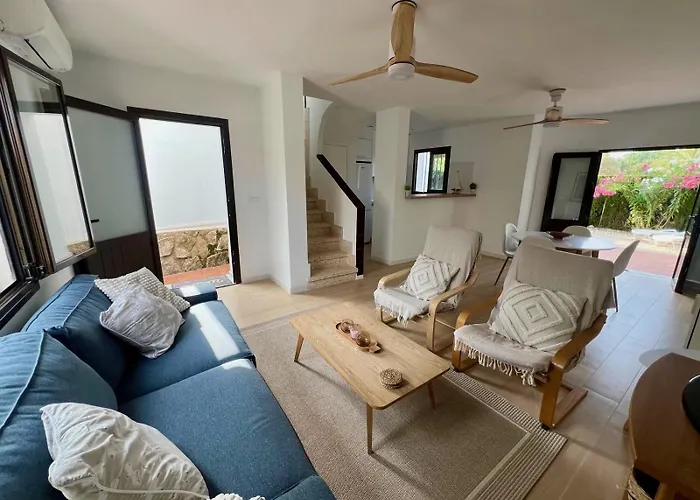 Villa Denia Beach بيت للعطل دينايا